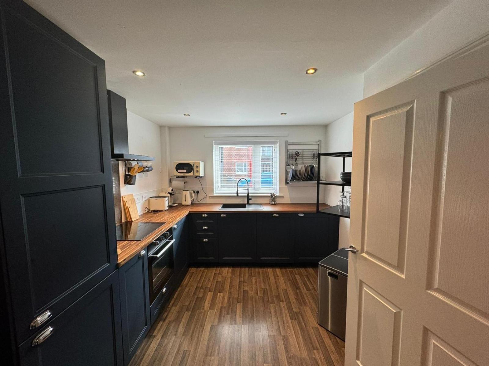 Modern Twin Room Near Ancoats & Etihad Stadium Манчестър Екстериор снимка